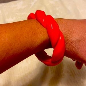 Red Vintage Retro Bracelet♥️🏵